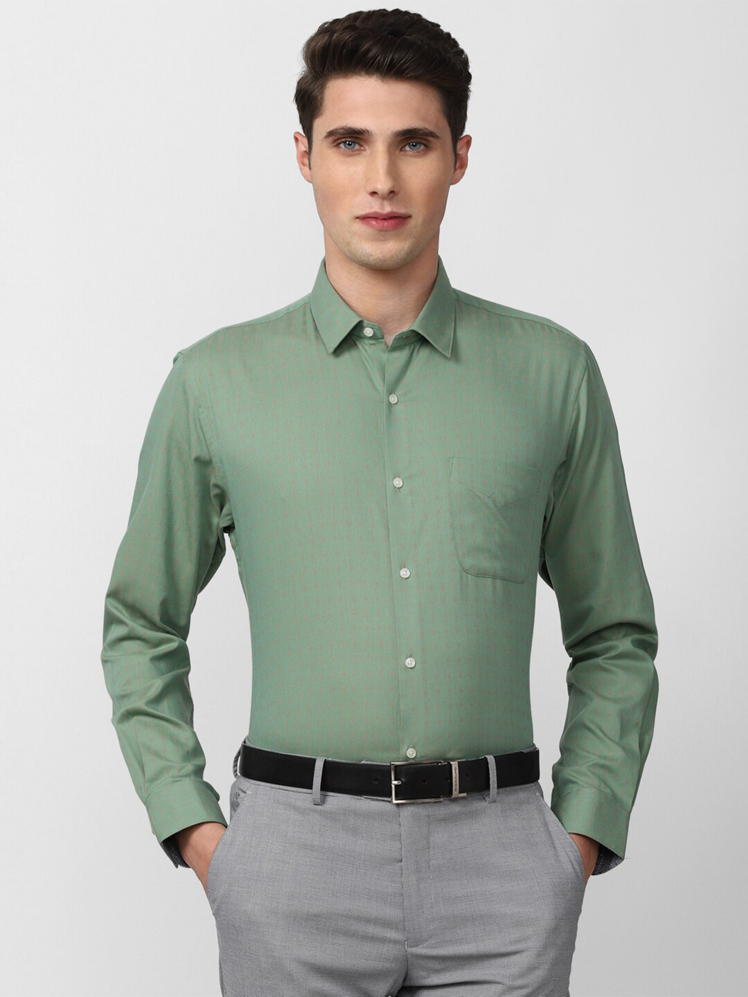 

Peter England Men Green Slim Fit Formal Shirt