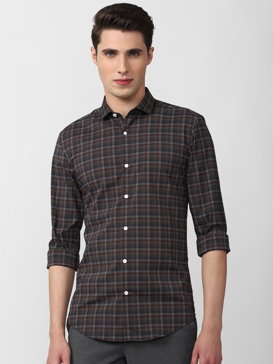 

Peter England Men Black Slim Fit Grid Tattersall Checked Formal Shirt