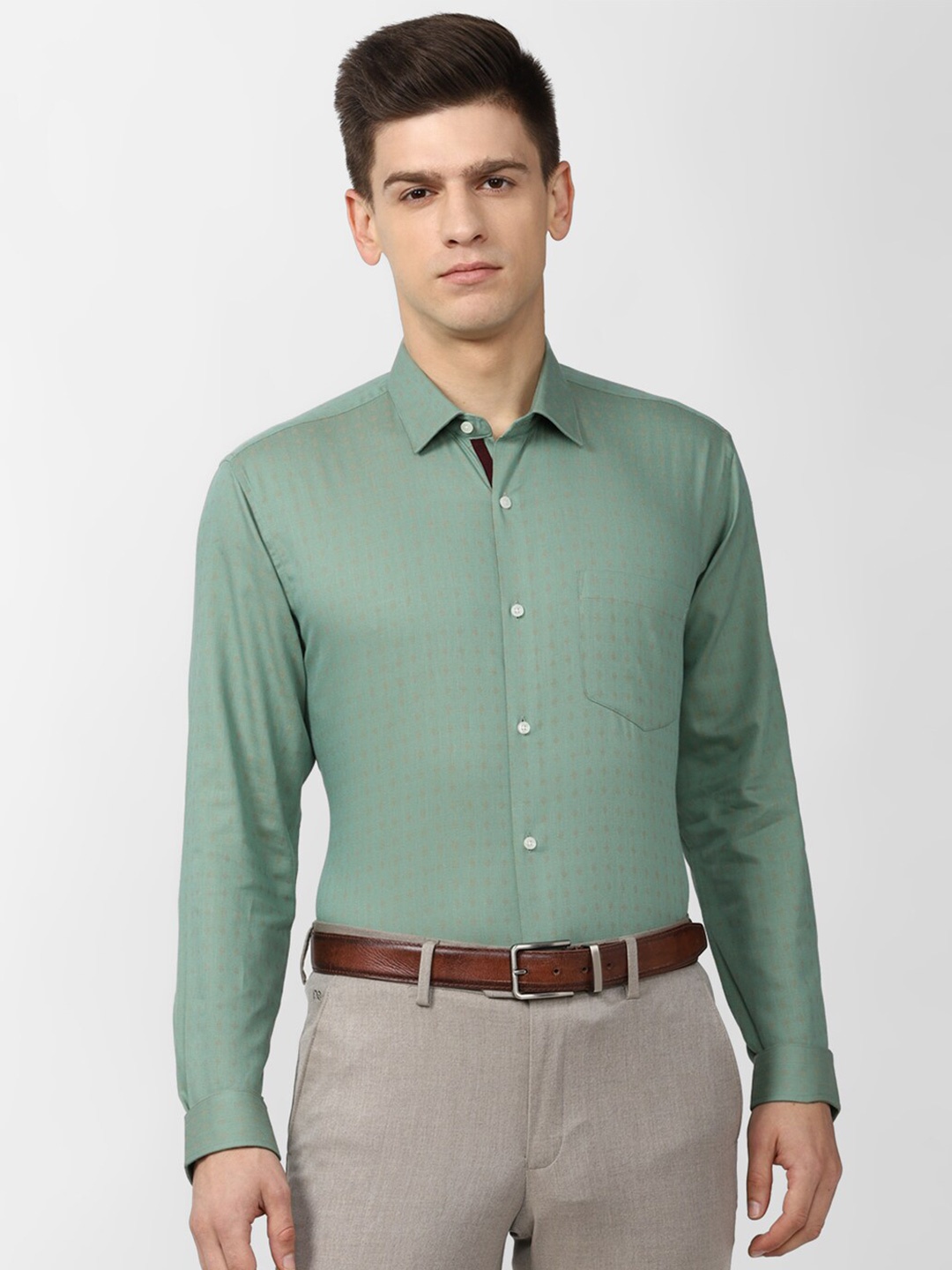 

Peter England Men Green Formal Shirt