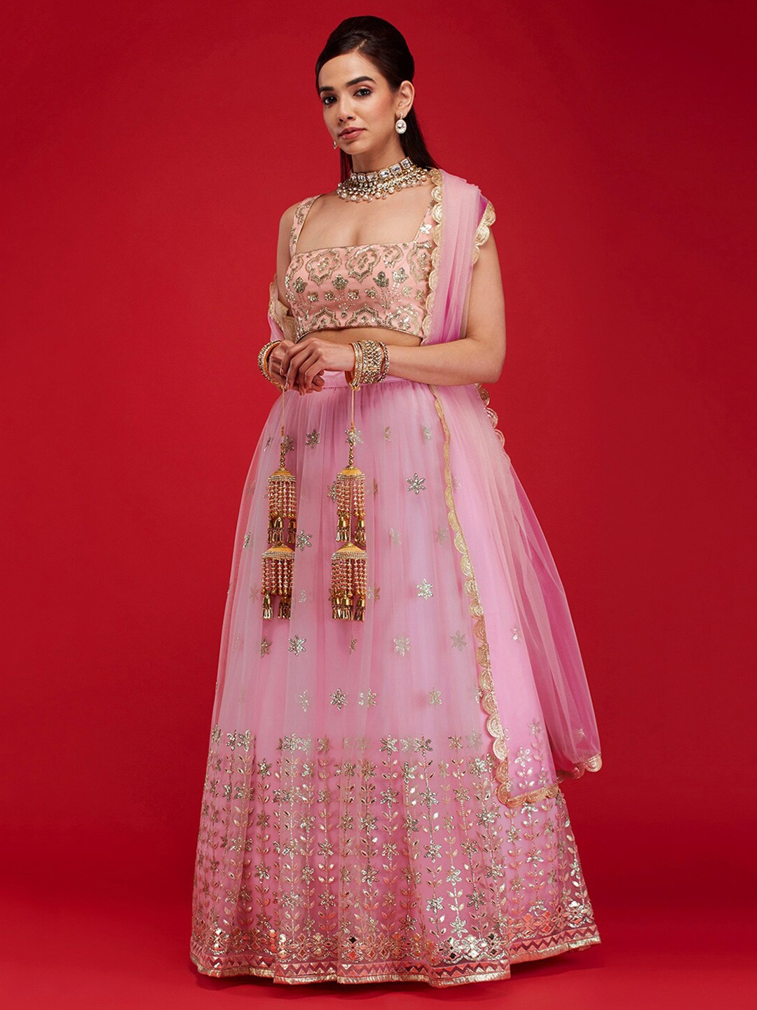 

6Y COLLECTIVE Women Peach & Pink Embellished Semi-Stitched Lehenga Choli With Dupatta