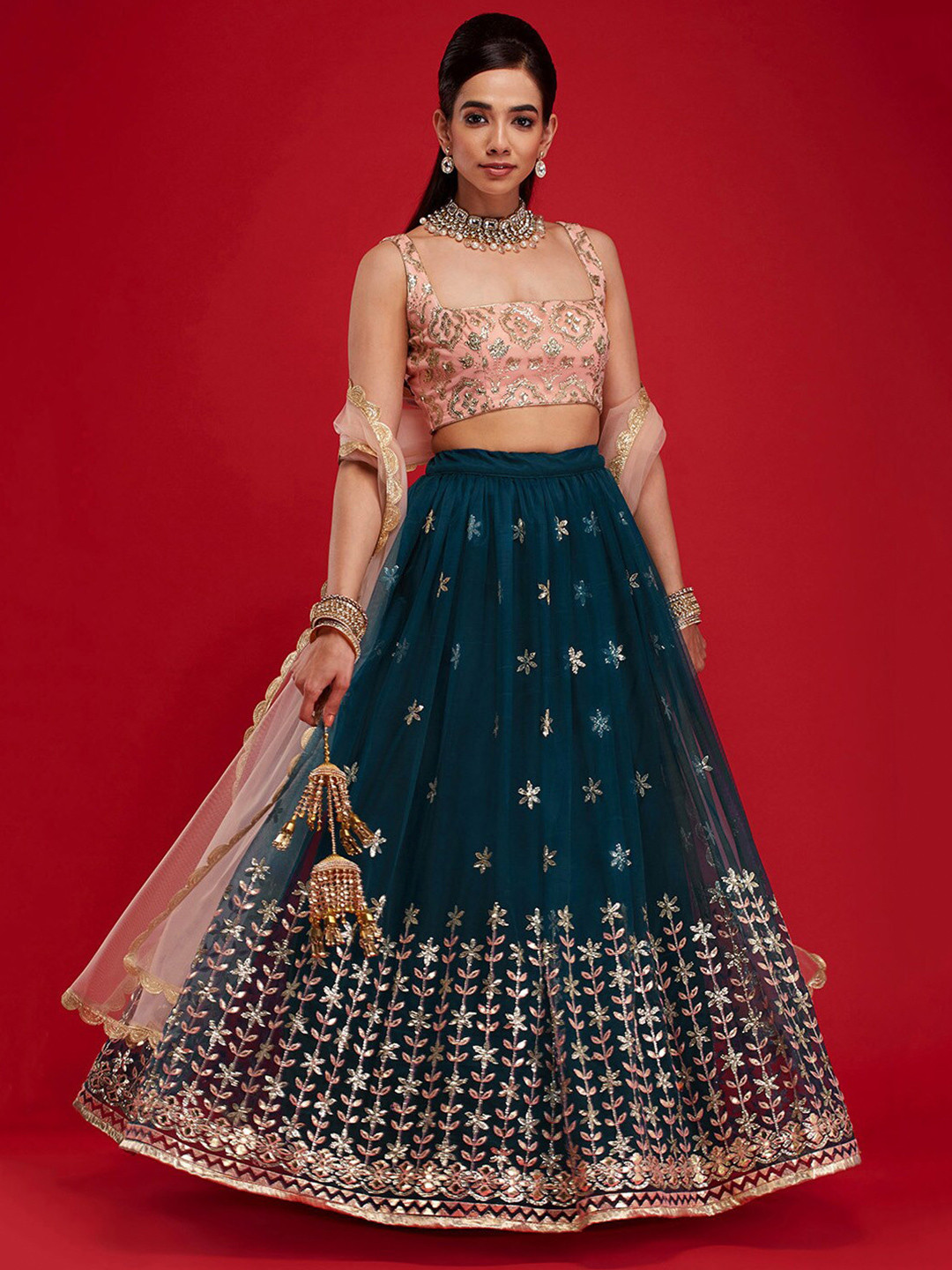 

6Y COLLECTIVE Women Green & Peach Embellished Semi-Stitched Lehenga Choli With Dupatta