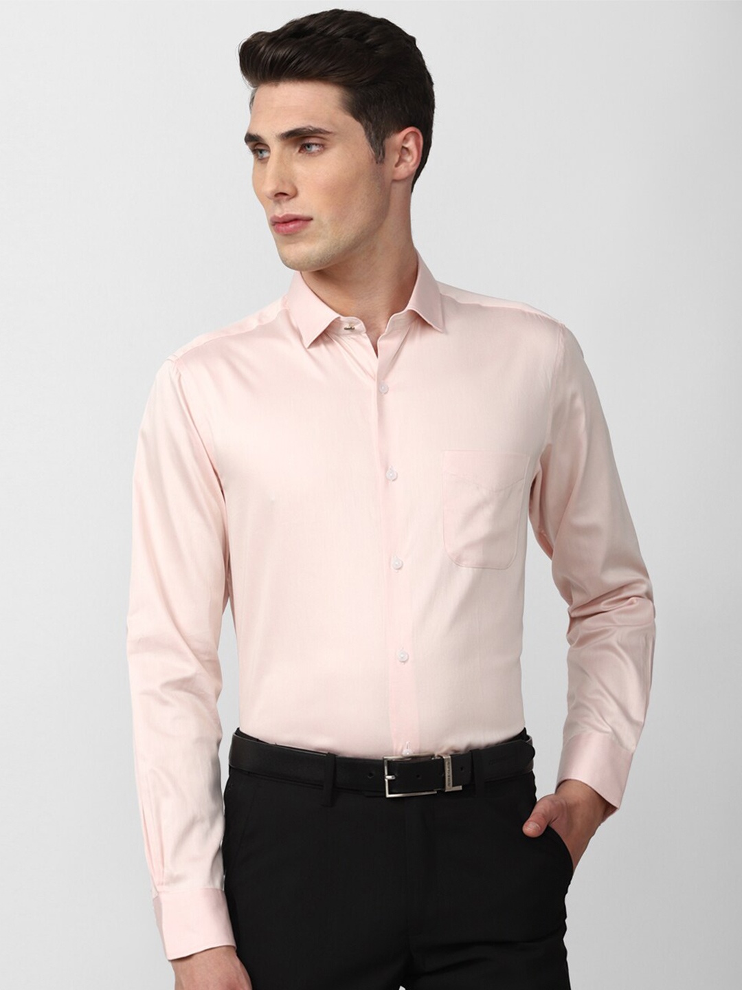 

Peter England Elite Men Peach-Coloured Formal Cotton Shirt