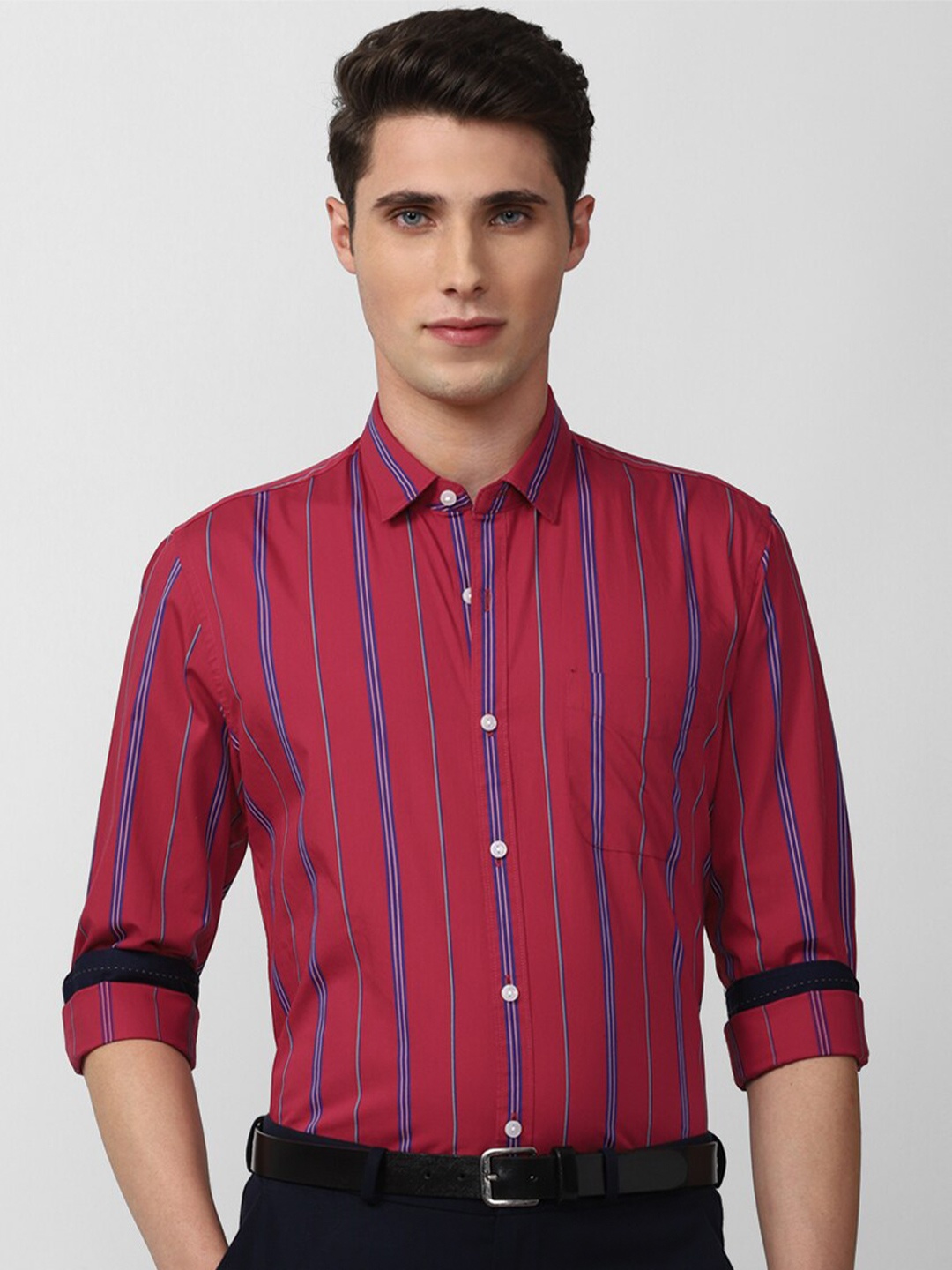 

Peter England Elite Men Red Slim Fit Striped Casual Cotton Shirt