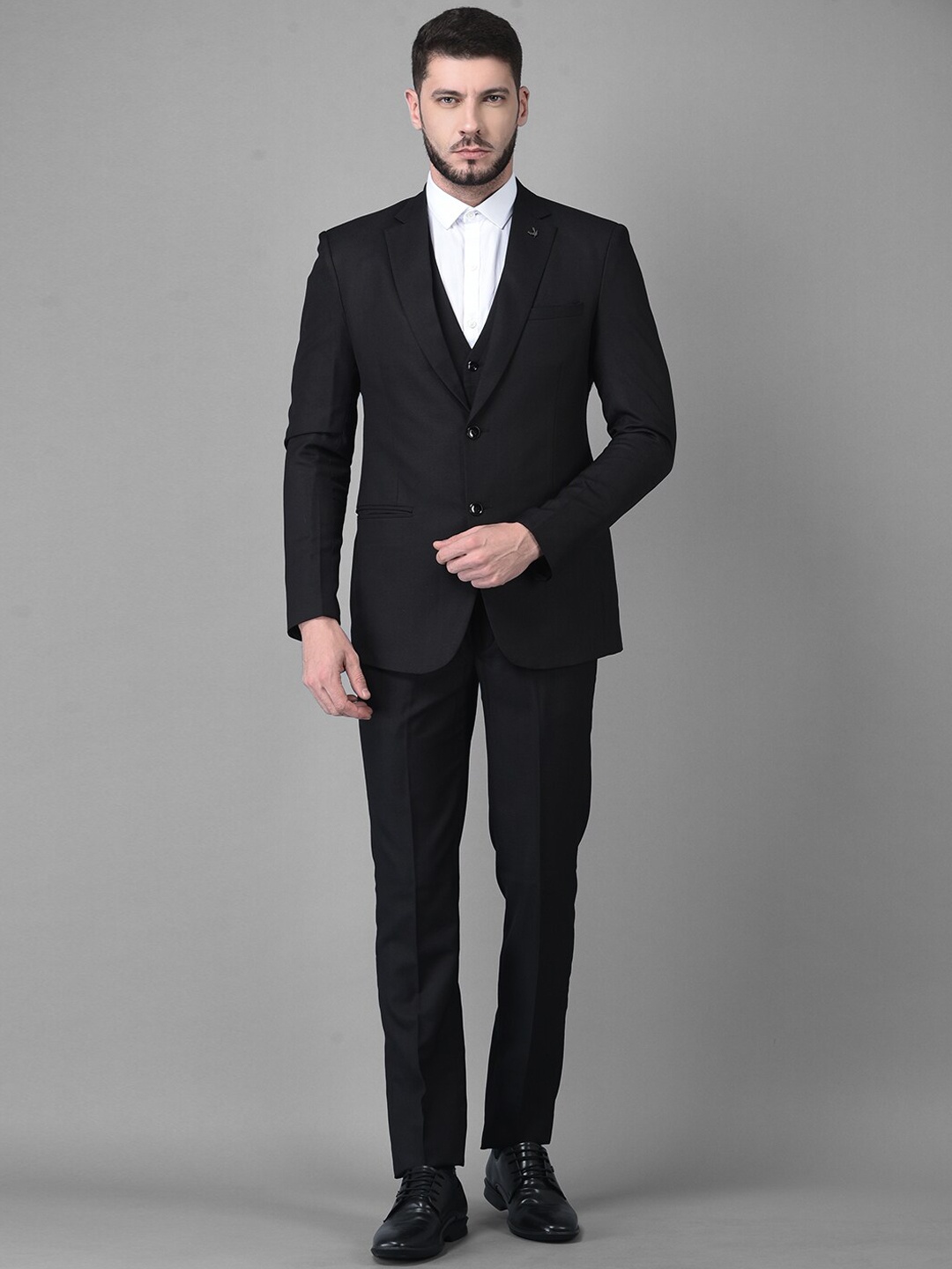 

Canary London Men Black Solid Slim-Fit Single-Breasted 3-Piece Formal Suit