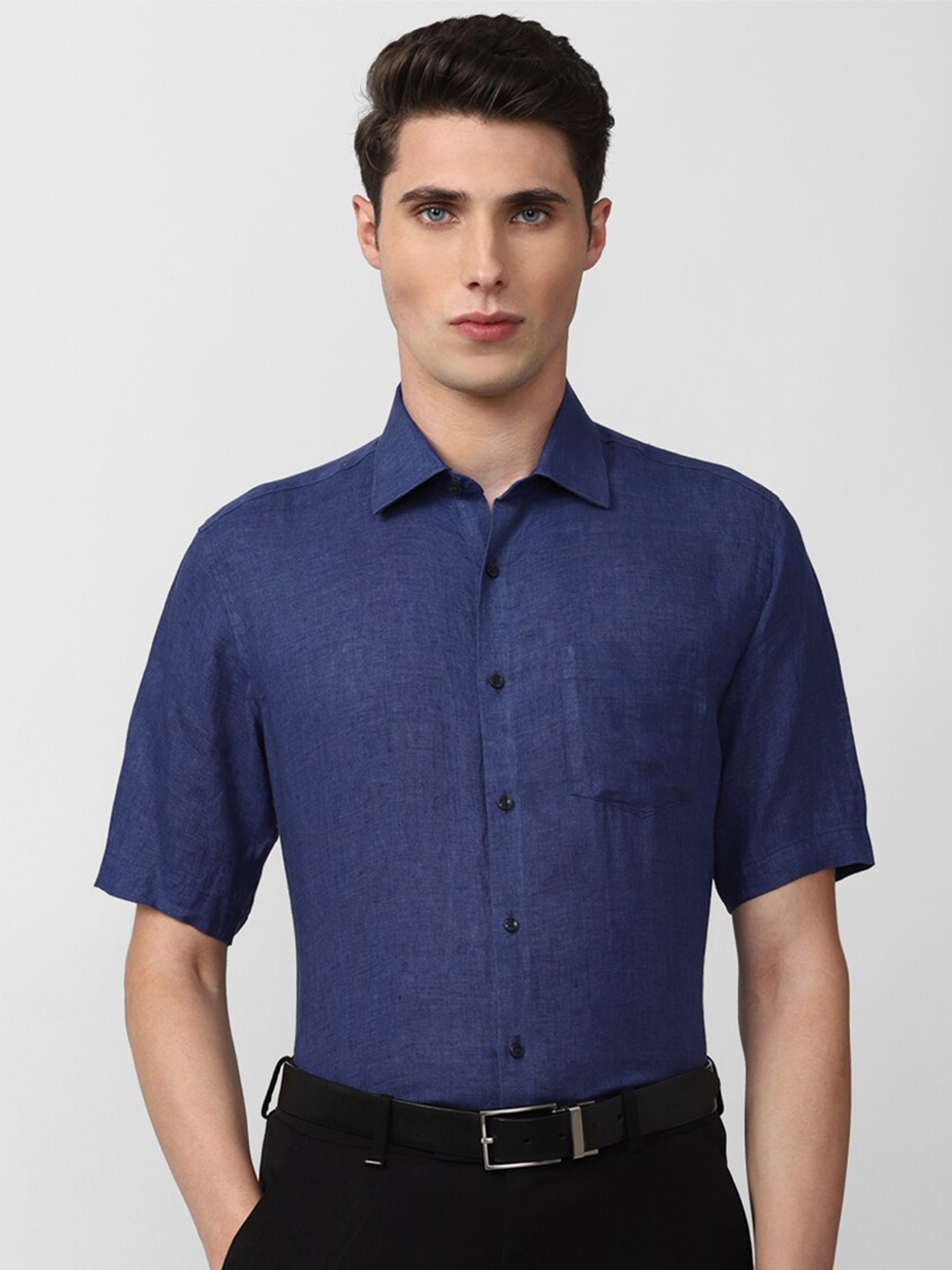 

Van Heusen Men Blue Linen Formal Shirt