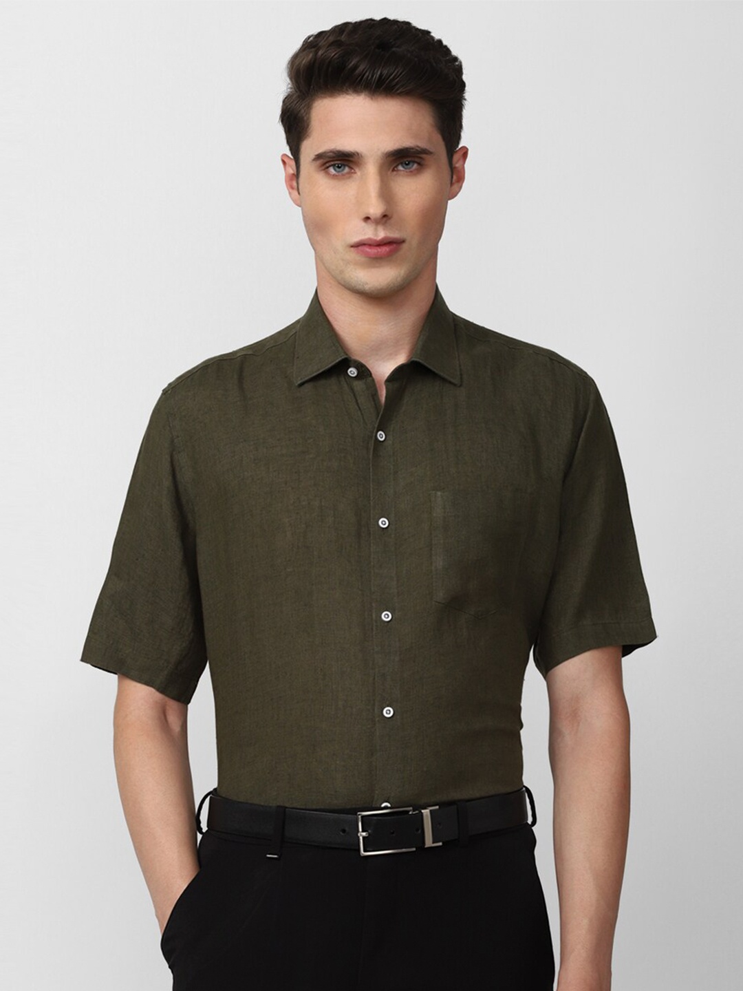 

Van Heusen Men Green Linen Formal Shirt