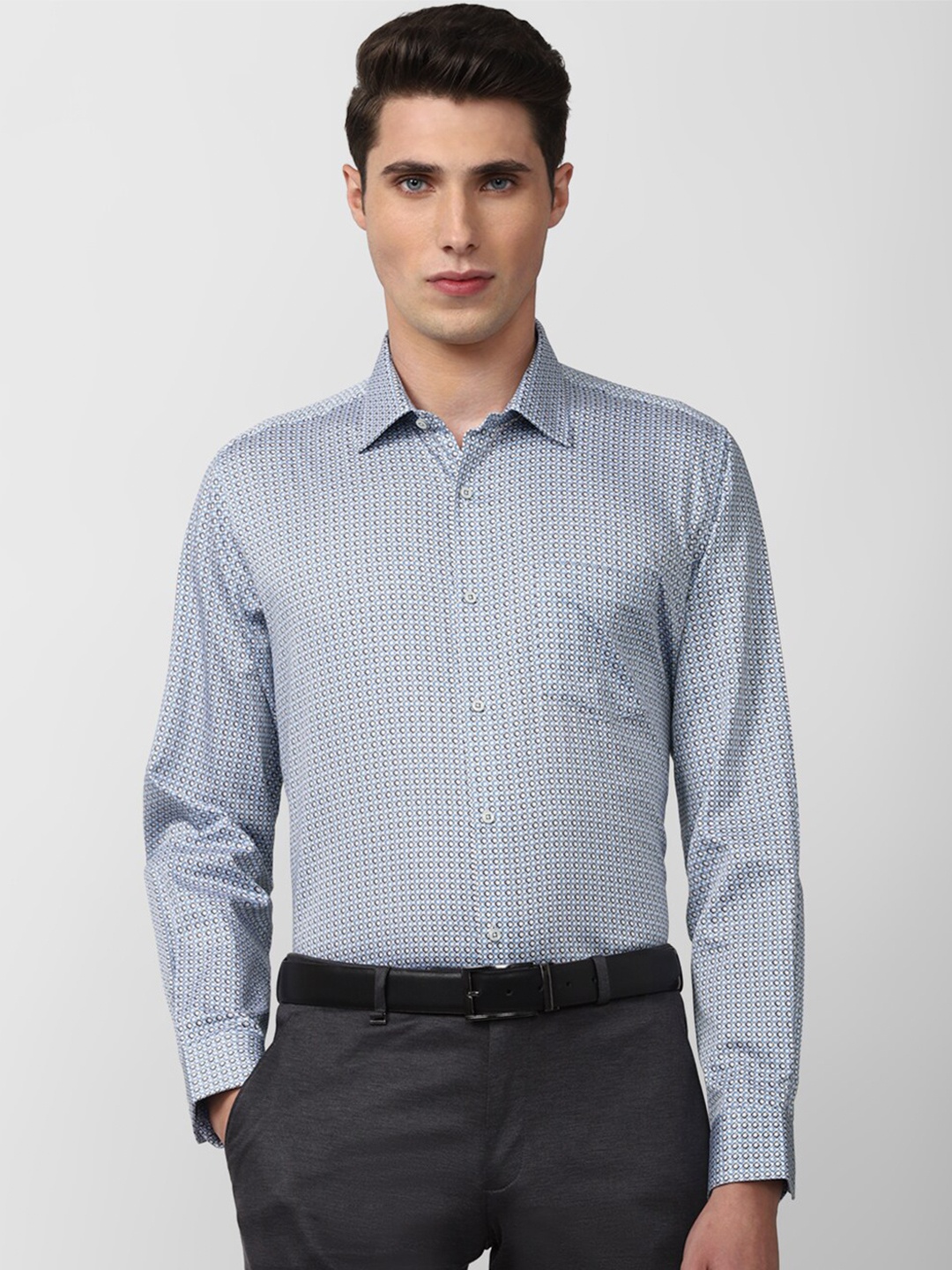 

Van Heusen Men Blue Printed Cotton Formal Shirt