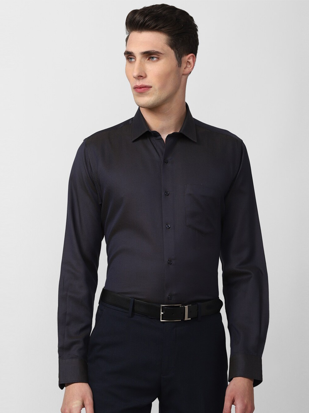 

Van Heusen Men Navy Blue Cotton Formal Shirt