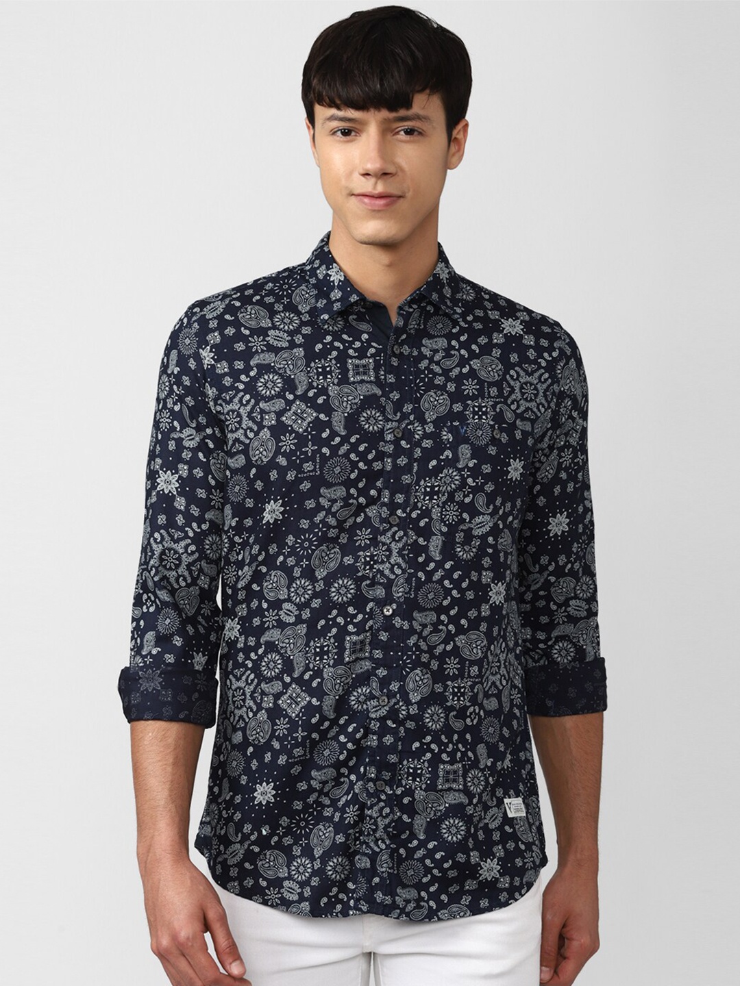 

VAN HEUSEN DENIM LABS Men Navy Blue Slim Fit Printed Pure Cotton Casual Shirt