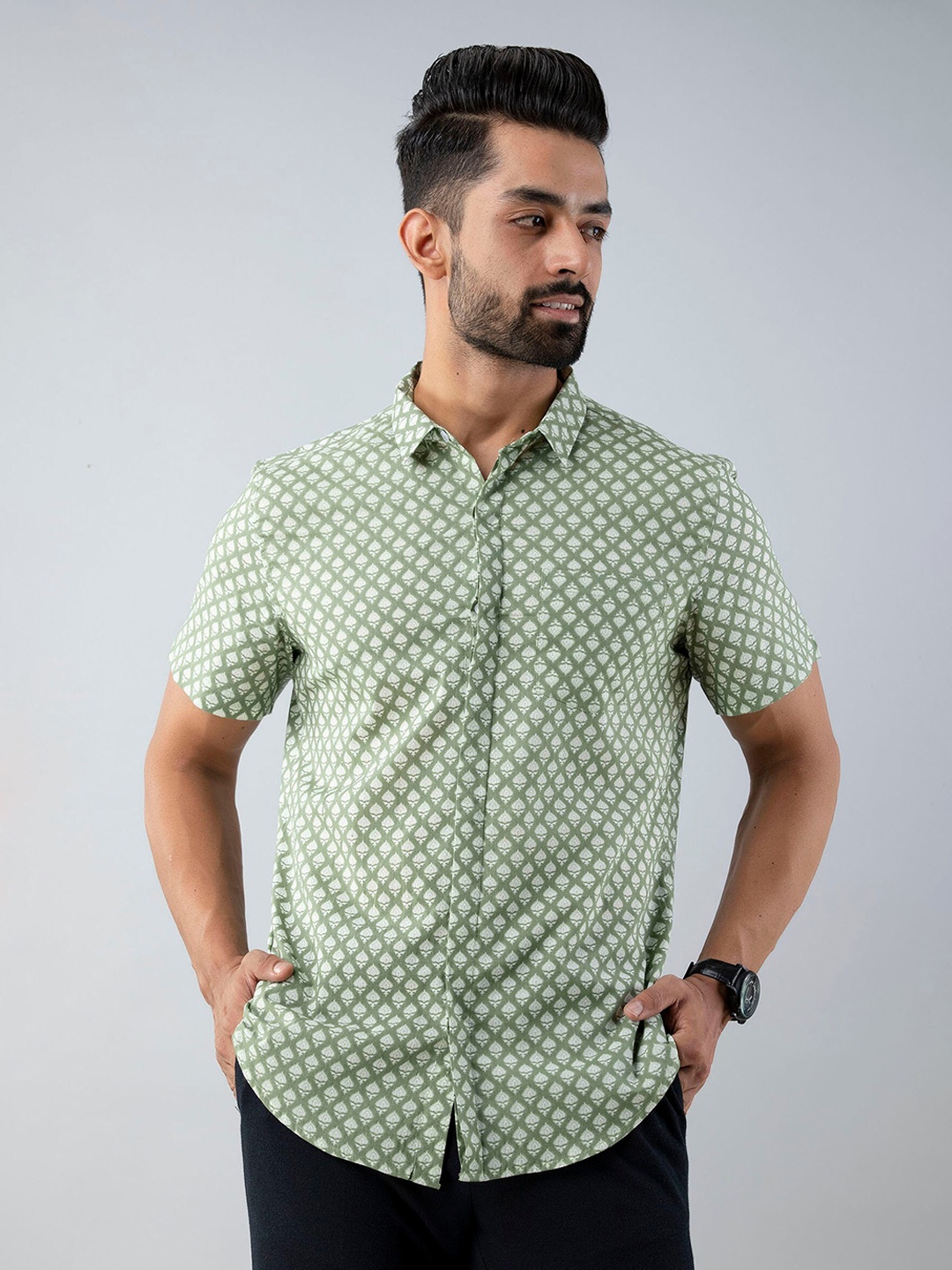 

Sutidora Men Sea Green Classic Printed Formal Shirt