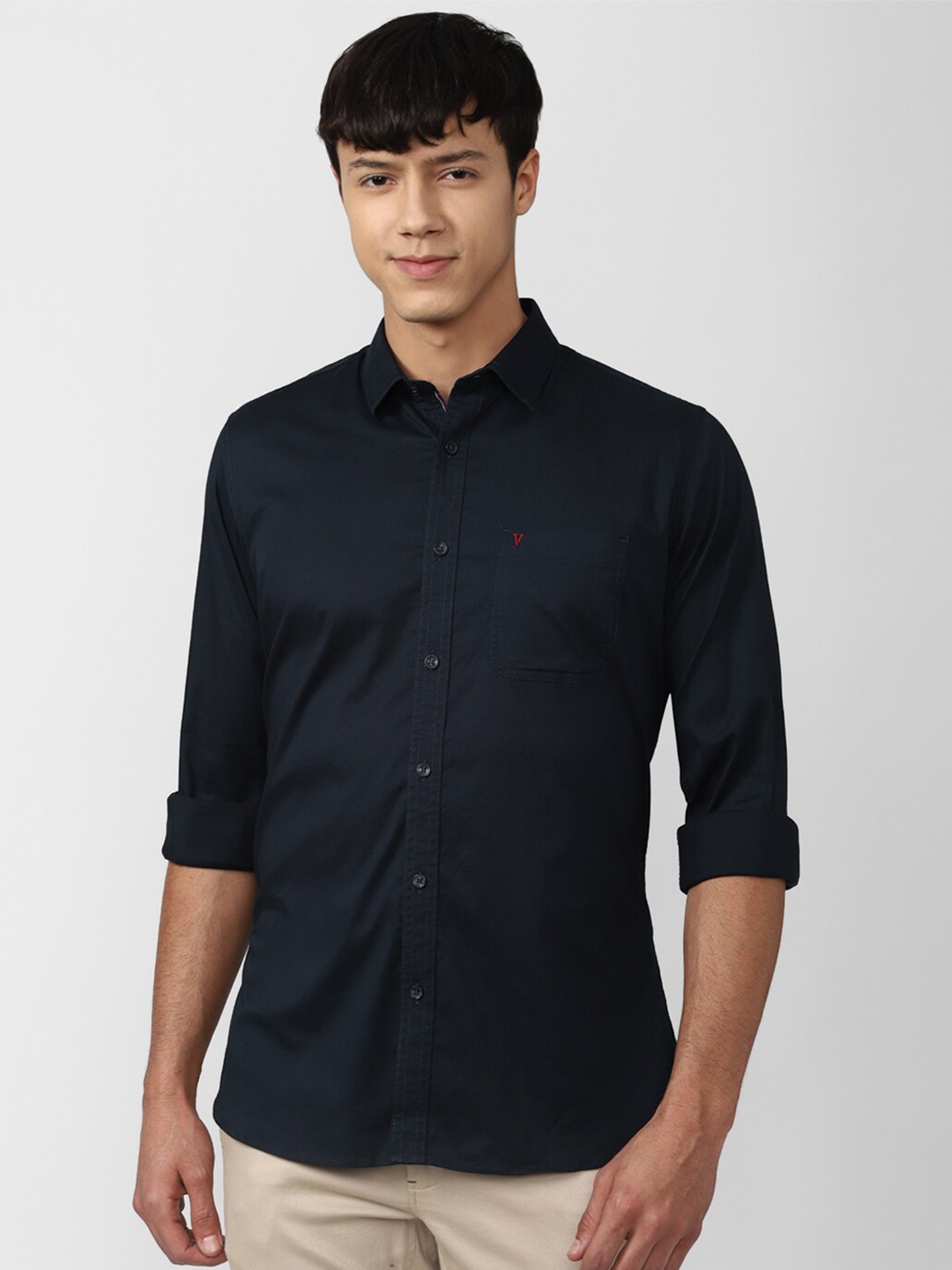 

Van Heusen Sport Men Navy Blue Slim Fit Cotton Casual Shirt
