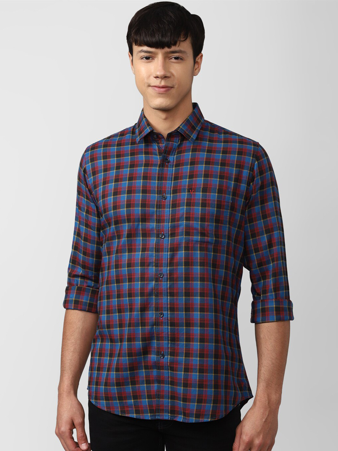 

Van Heusen Sport Men Blue Slim Fit Checked Pure Cotton Casual Shirt