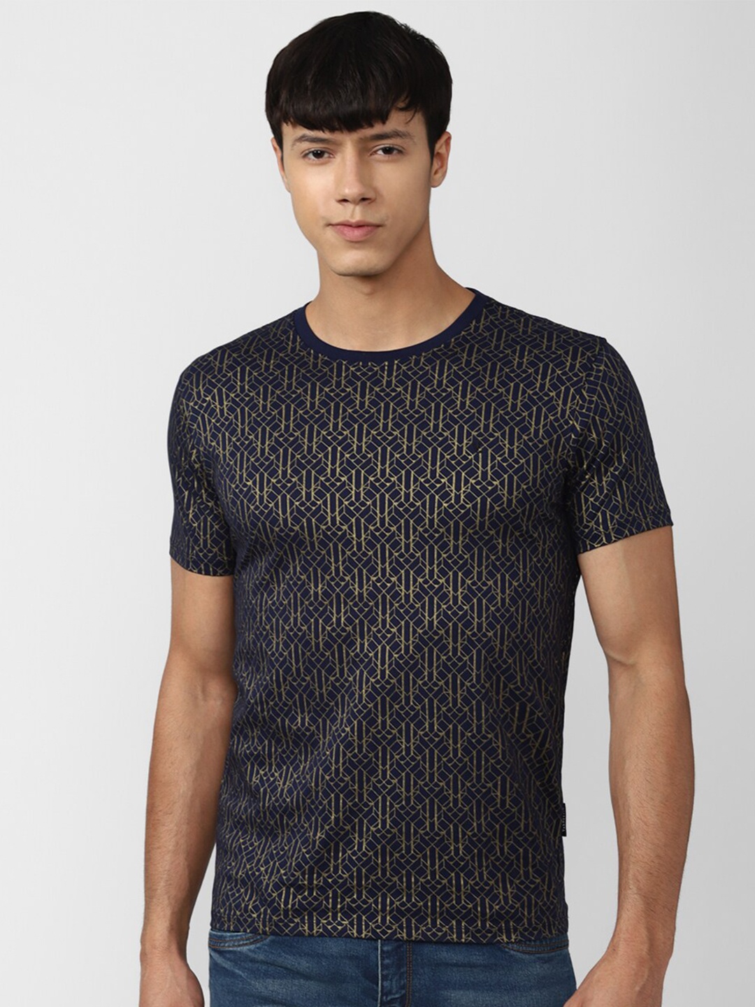 

V Dot Men Navy Blue & Gold-Toned Printed Slim Fit T-shirt