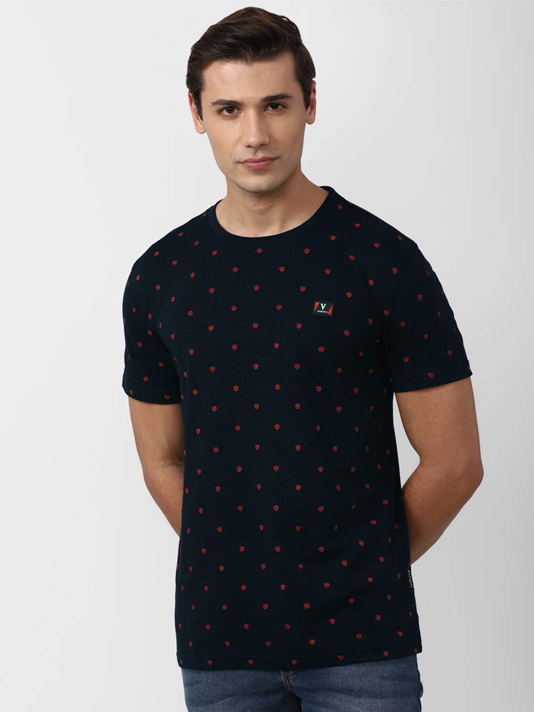 

Van Heusen Sport Men Black Printed Cotton T-shirt