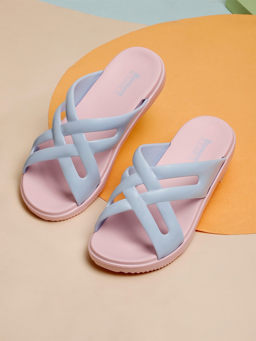 

ICONICS Women Blue & Pink Croslite Sliders