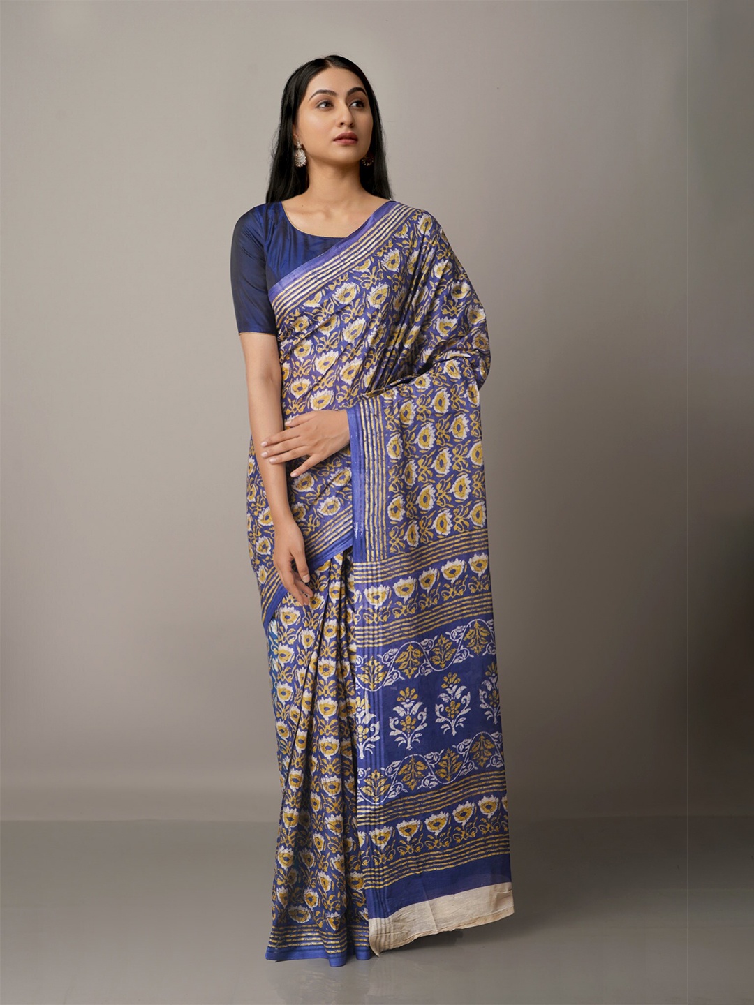 

Unnati Silks Blue & White Ethnic Motifs Pure Cotton Kovai Saree