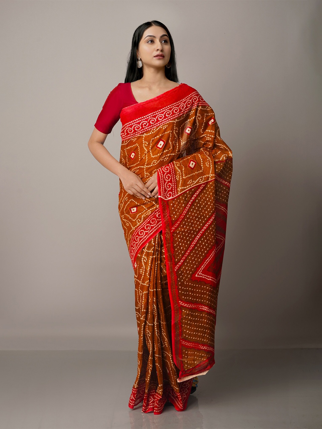 

Unnati Silks Brown & White Bandhani Pure Cotton Kota Saree