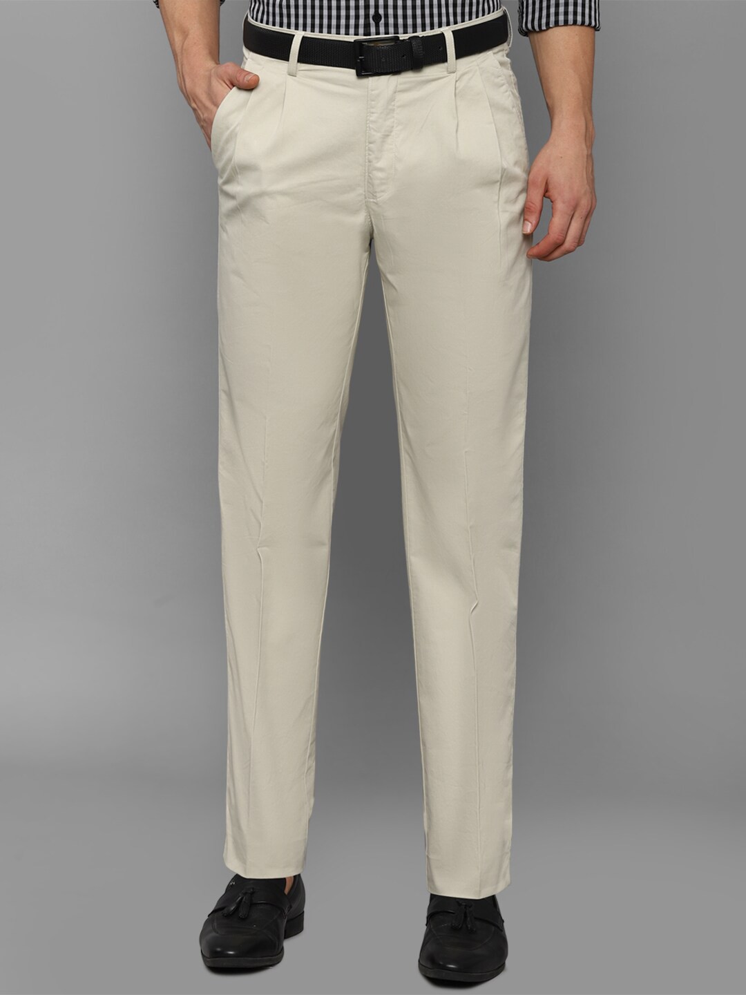 

Allen Solly Men Cream-Coloured Cotton Pleated Trouser