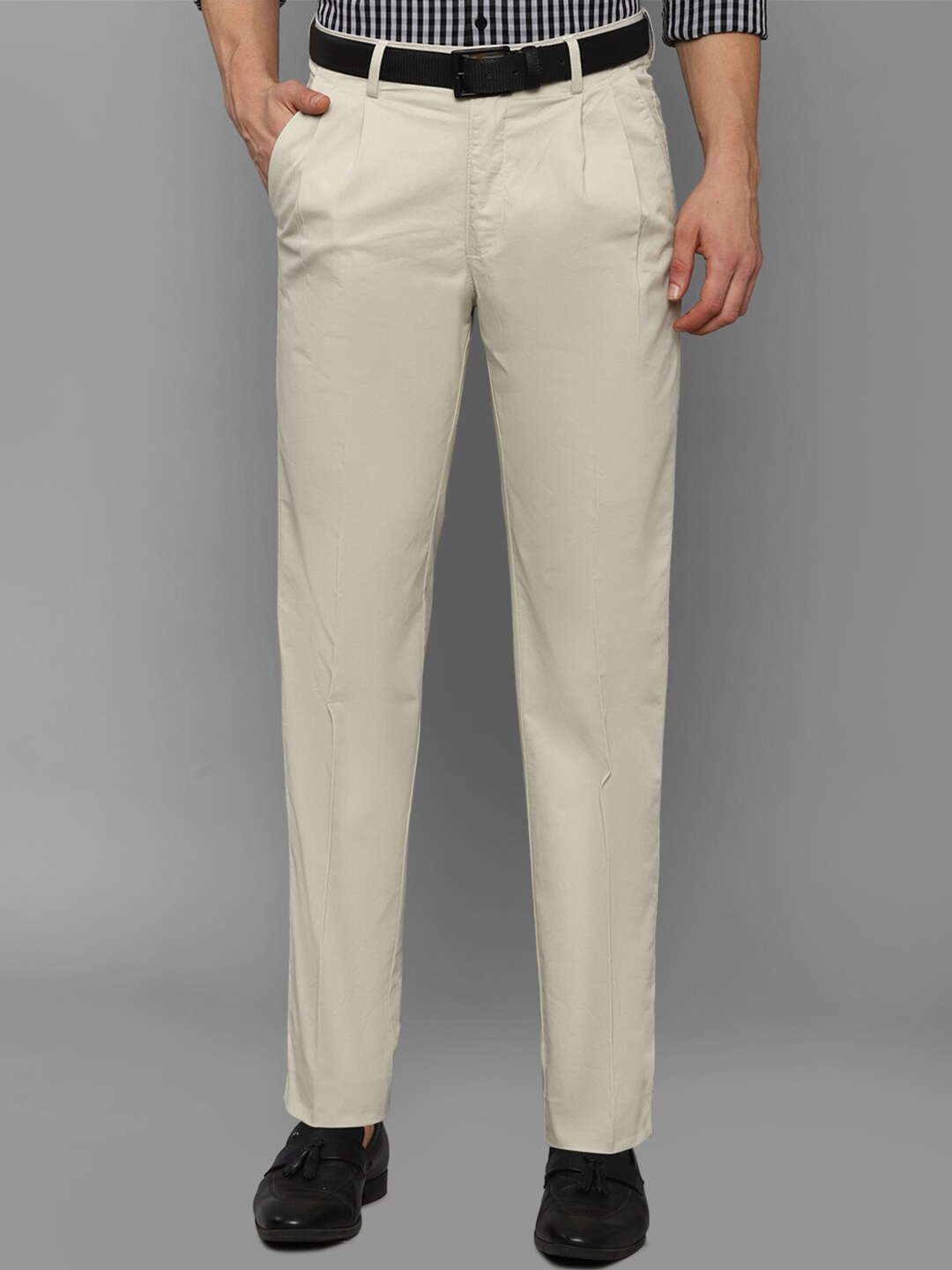 

Allen Solly Men Cream-Coloured Cotton Pleated Trouser