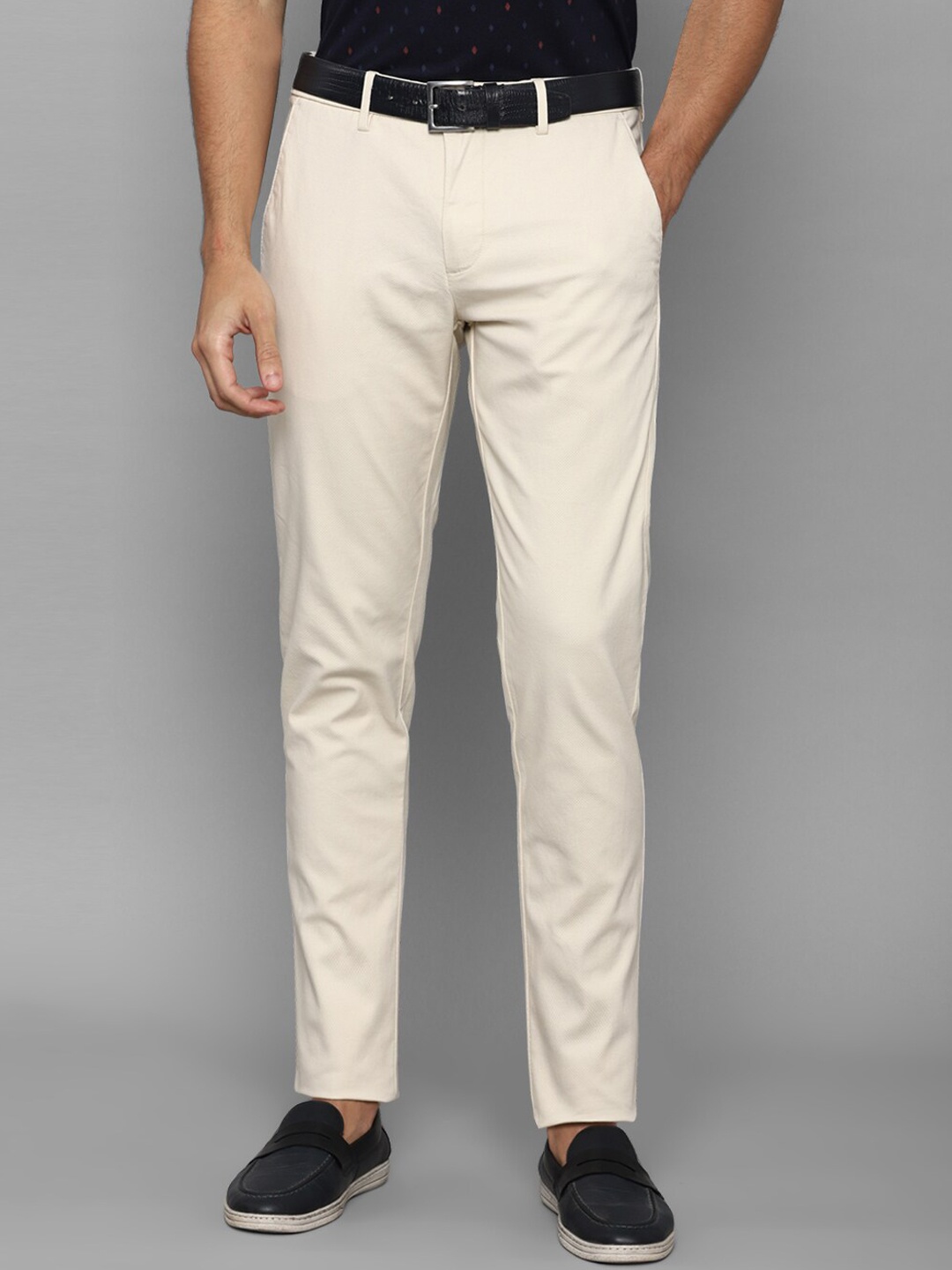 

Louis Philippe Sport Men Cream-Coloured Slim Fit Trousers