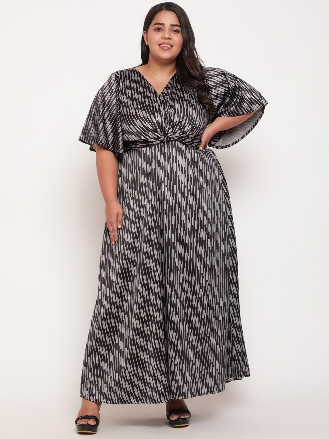

Amydus Plus Size Black V Neck Flared Sleeve Maxi Dress