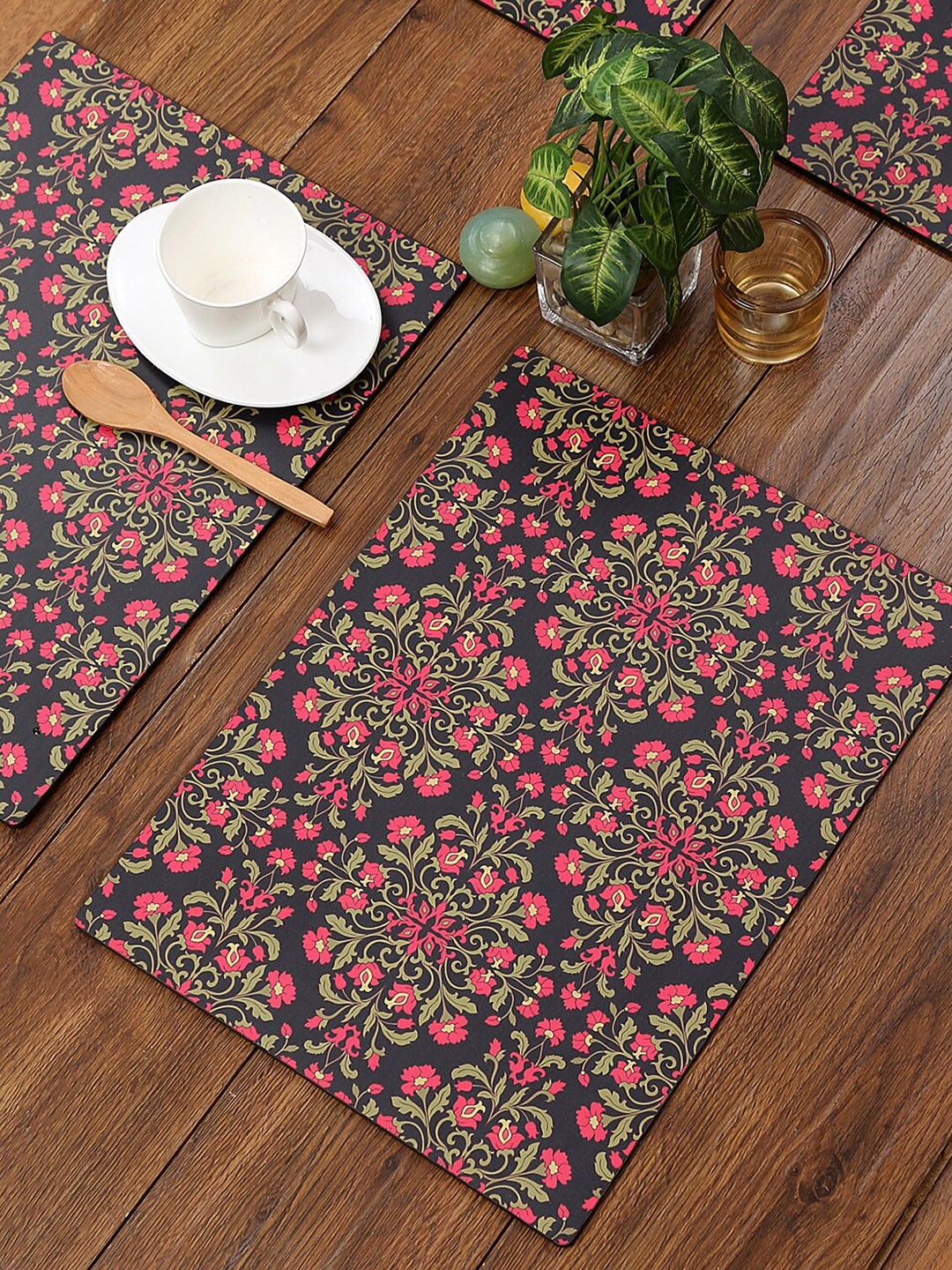 

Reinvention Factory Set of 6 Black & Red Floral Printed Wooden Table Placemats