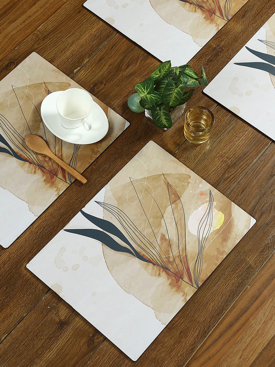 

Reinvention Factory Set Of 6 Cream-Coloured & Green Printed Table Placemats