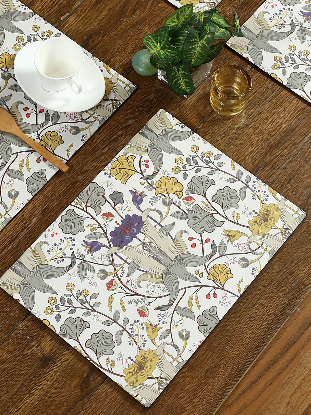 

Reinvention Factory Set of 6 Cream-Colored & Grey Printed Table Placemats