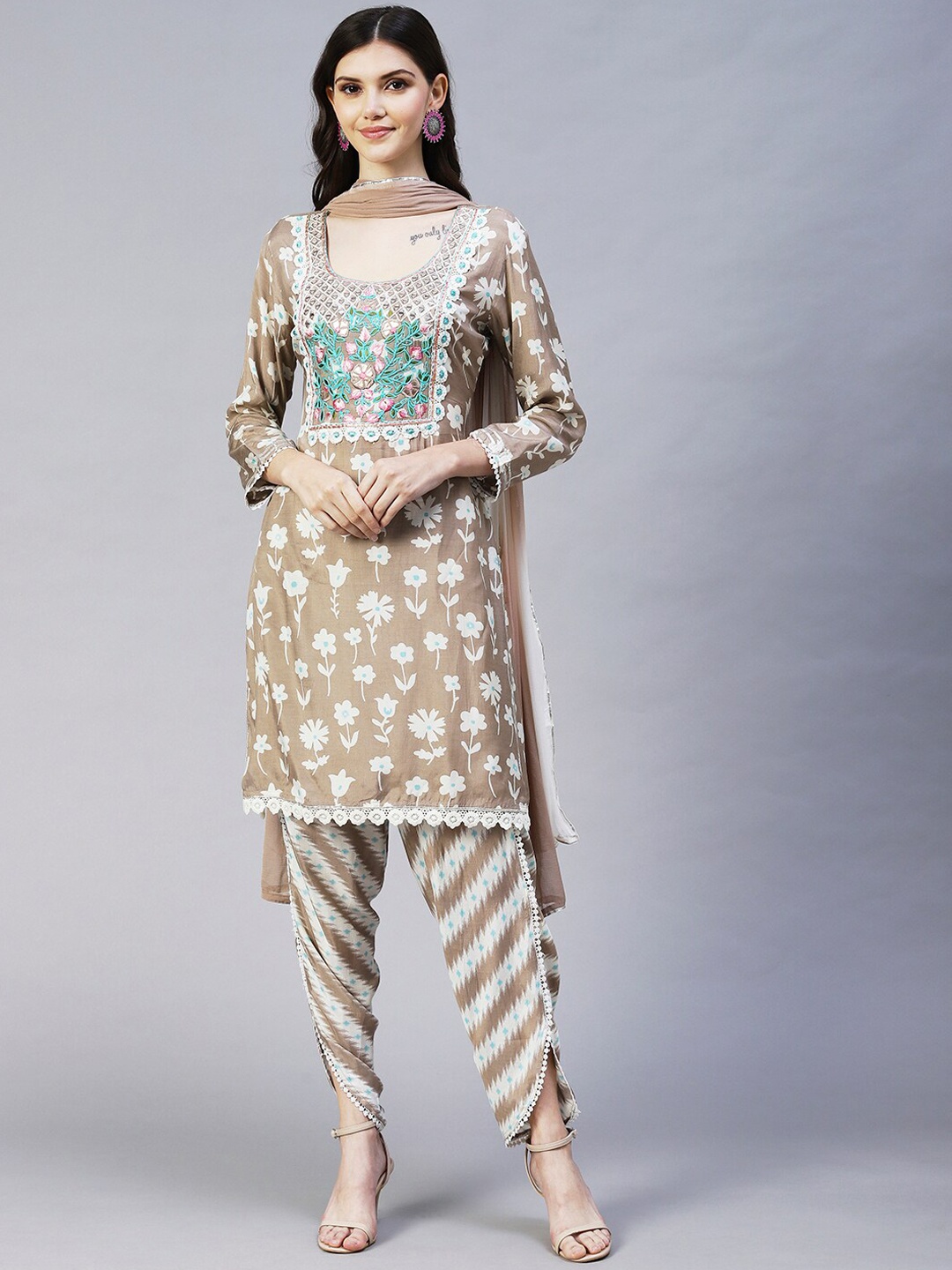 

FASHOR Women Taupe Floral Printed Mirror Work Kurta with Dhoti Pants & With Dupatta