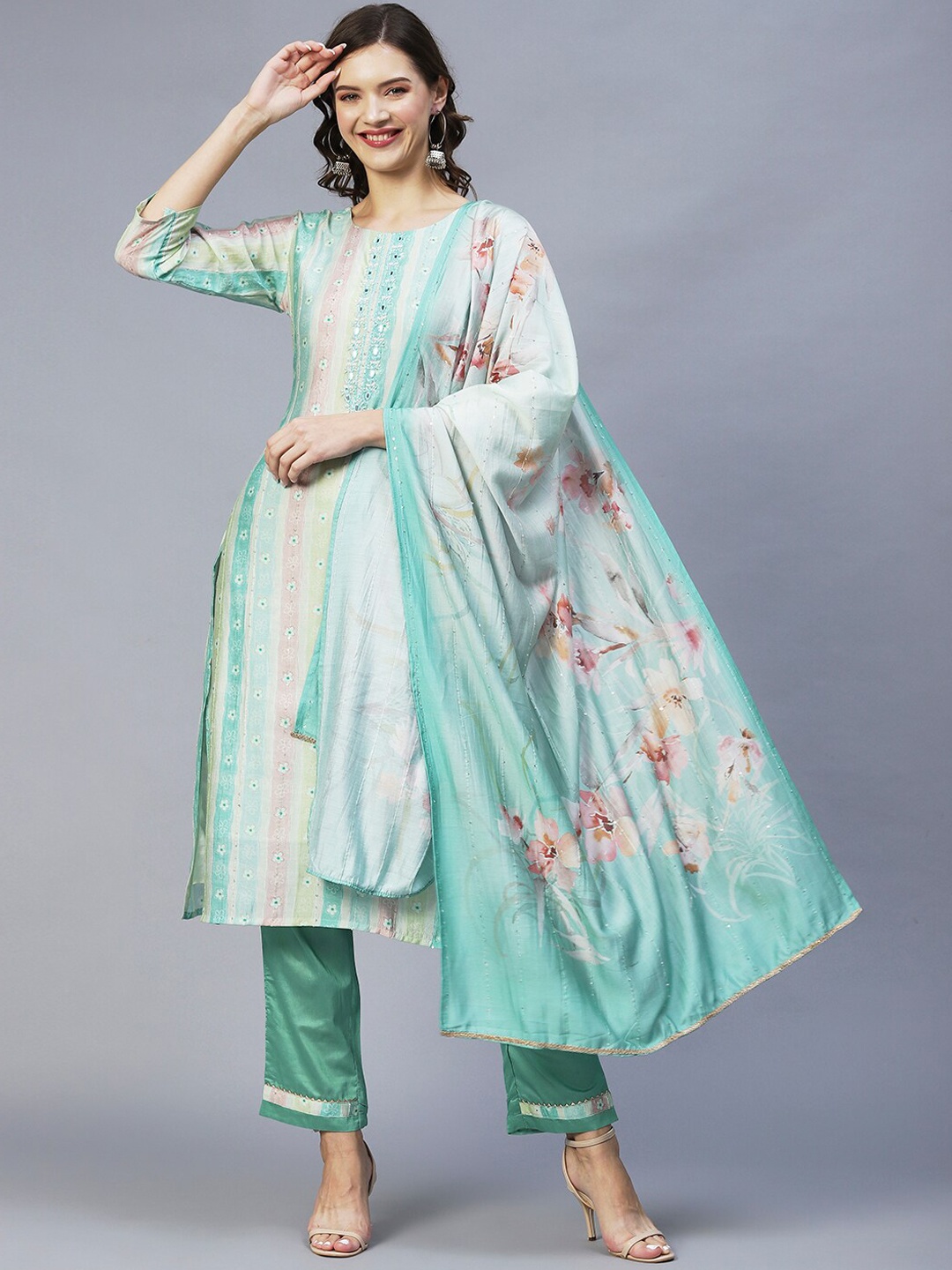 

FASHOR Women Green Floral Embroidered Mirror Work Kurta with Trousers & With Dupatta