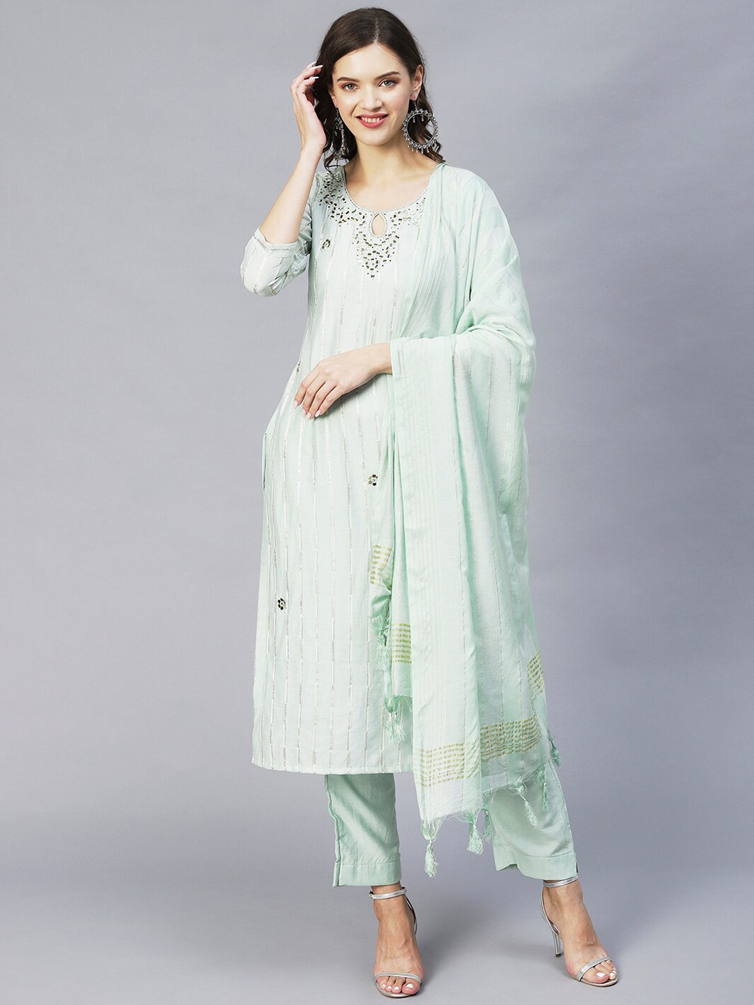 

FASHOR Women Green Ethnic Motifs Embroidered Sequinned Kurta &Trouser & Dupatta