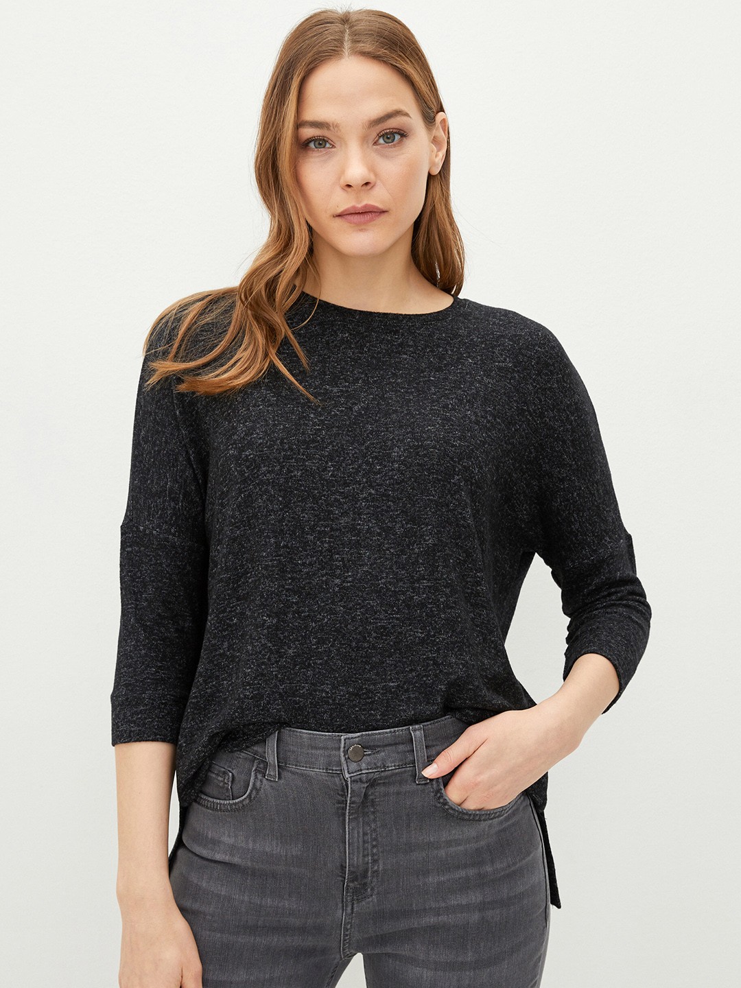 

LC Waikiki Drop-Shoulder Sleeves Knitted T-shirt, Charcoal