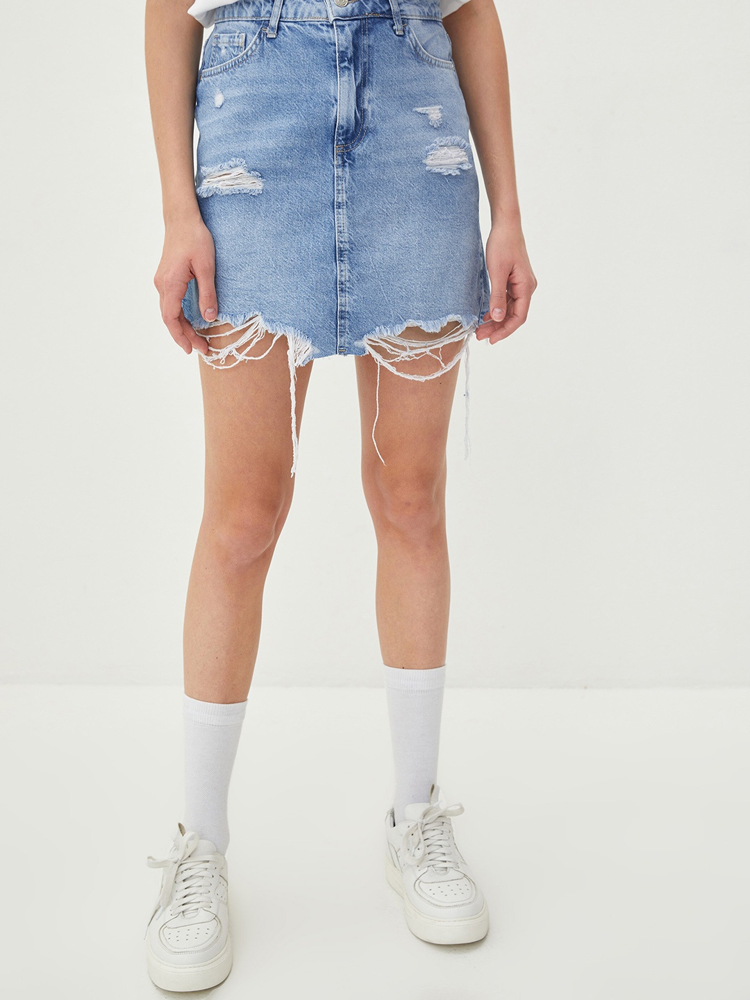 

LC Waikiki Highly Distressed Frayed Denim Straight Skirt, Blue