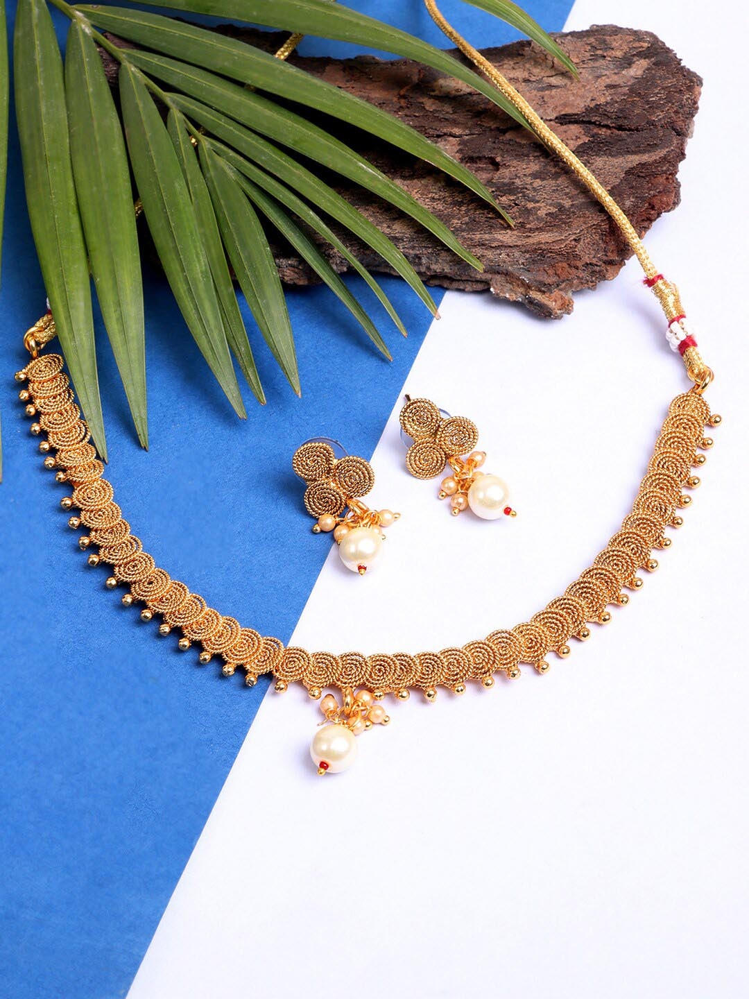 

JEWELS GEHNA Gold-Plated Pearl-Studded Jewellery Set