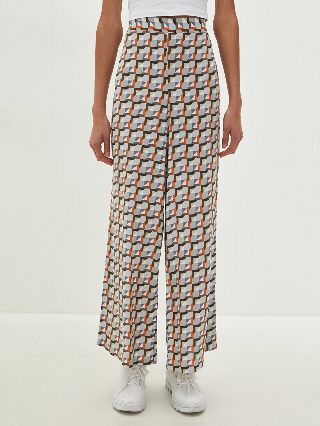 

LC Waikiki Women Grey & Rust Orange Printed High-Rise Trousers