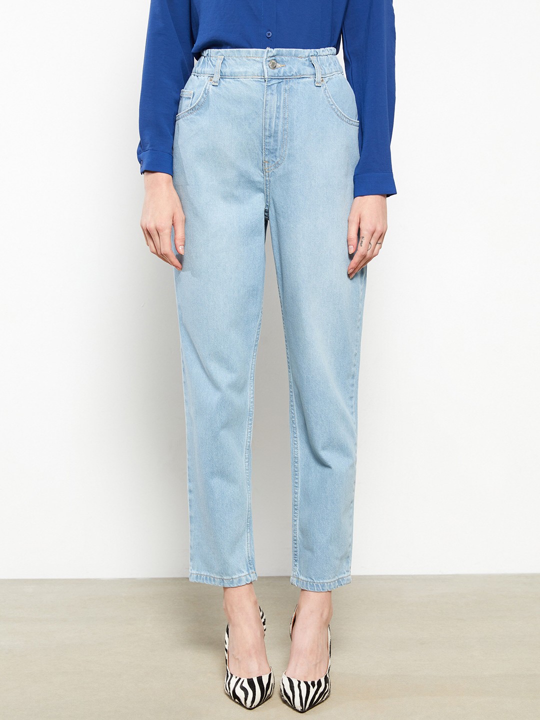 

LC Waikiki Women Relaxed Fit High-Rise Jeans, Blue