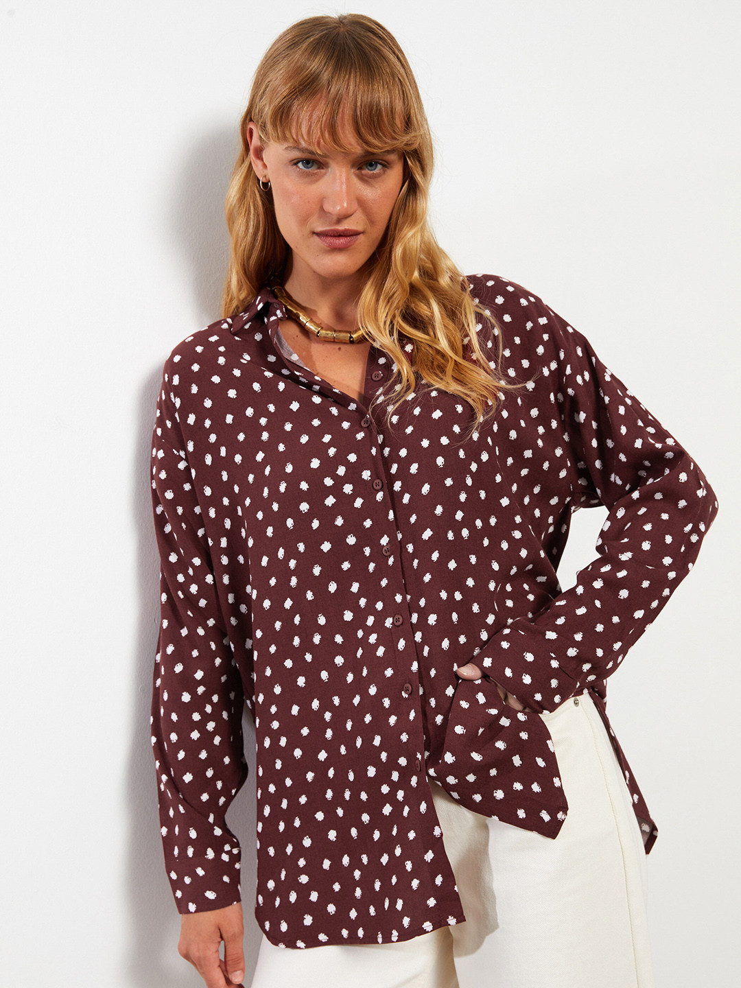 

LC Waikiki Maroon & White Geometric Printed Longline Casual Shirt