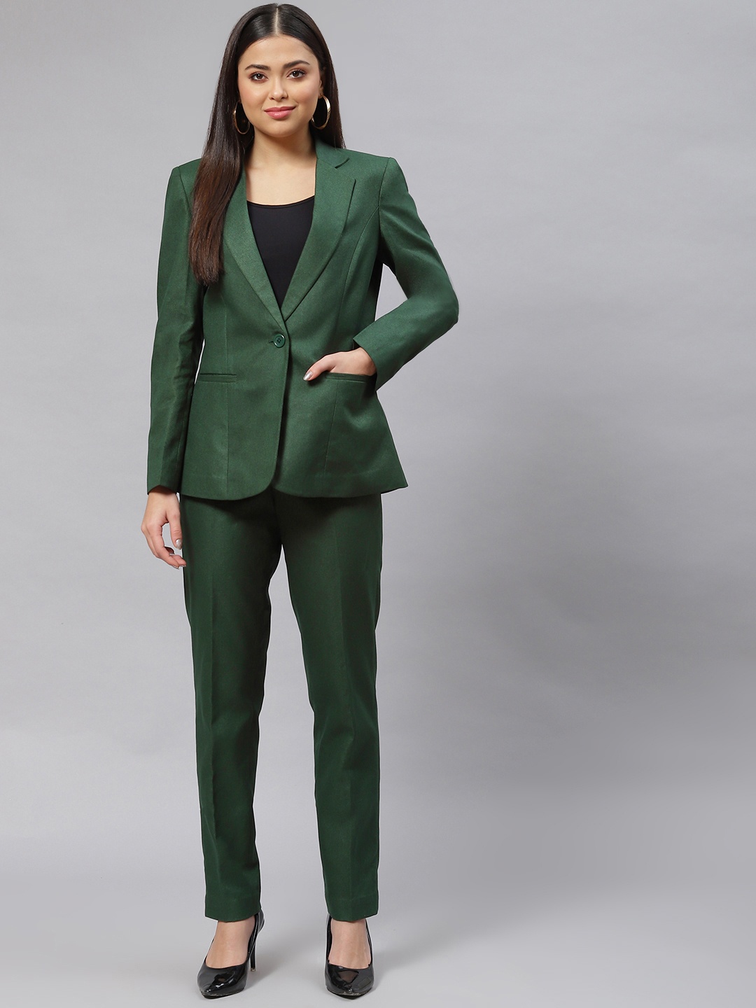 

PowerSutra Women Green Solid Blazer & Trousers Set
