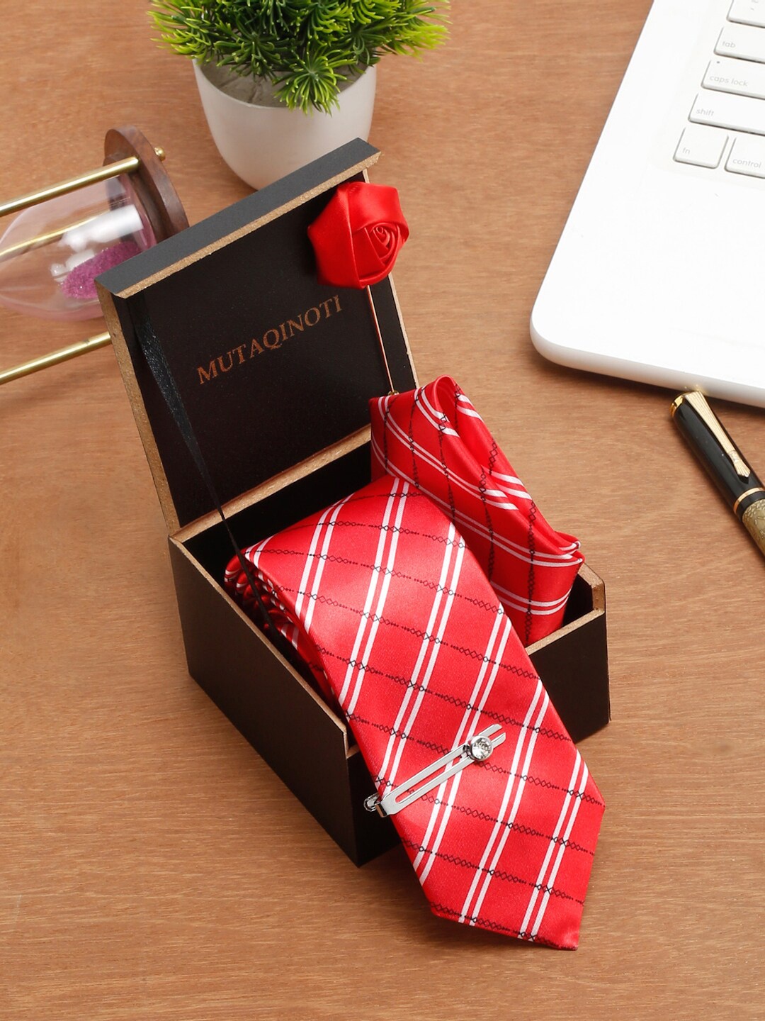

MUTAQINOTI Men Red Polyester Formal Accessory Gift Set