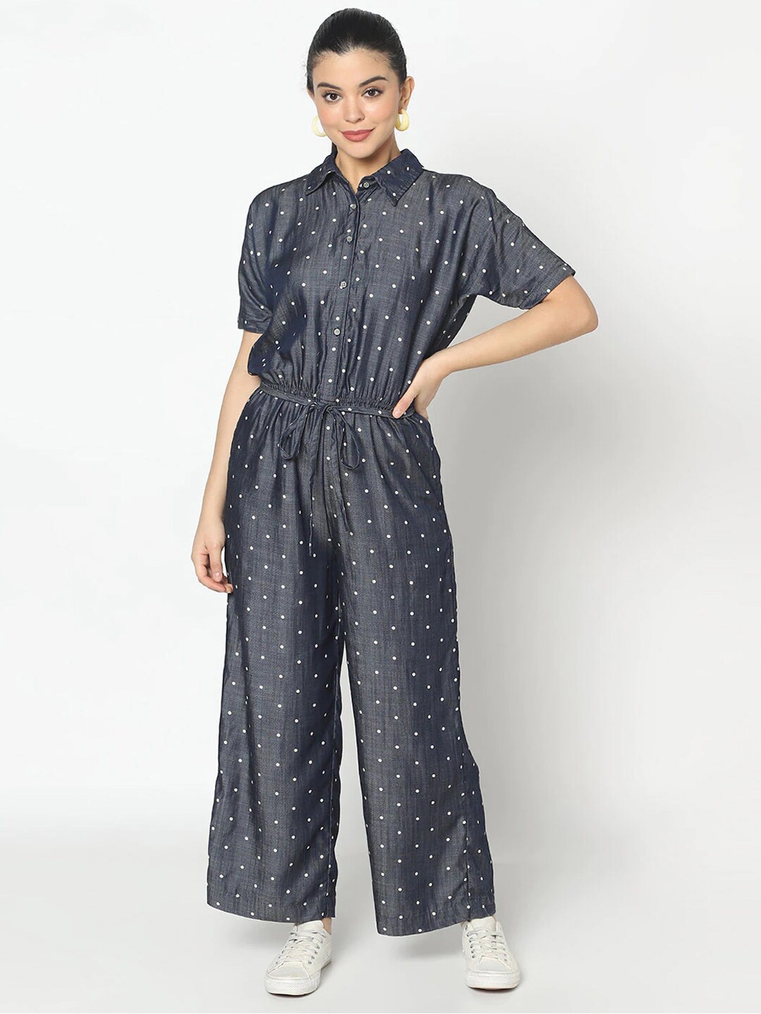 

SQew Grey & White Polka Dot Printed Denim Basic Jumpsuit