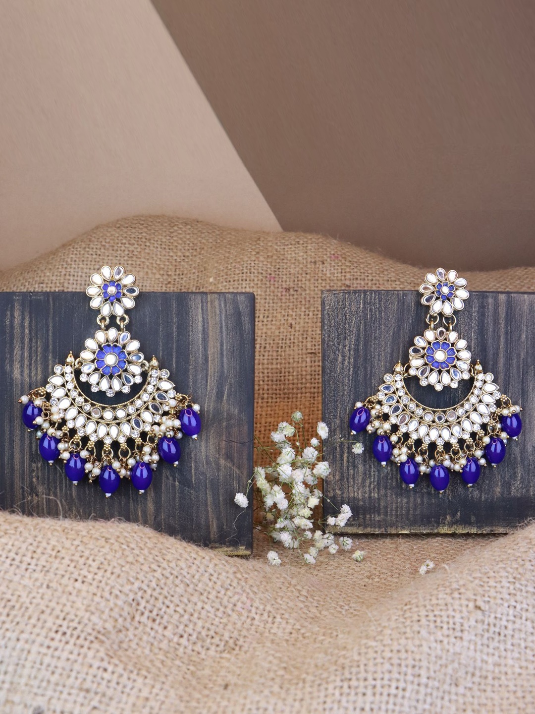 

I Jewels Blue & White Gold-Plated Kundan Contemporary Chandbalis Earrings