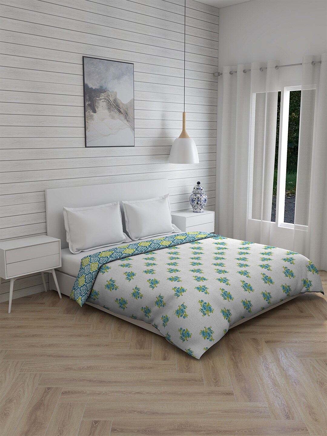

Layers White & Blue Floral Mild Winter 110 GSM Single Bed Comforter