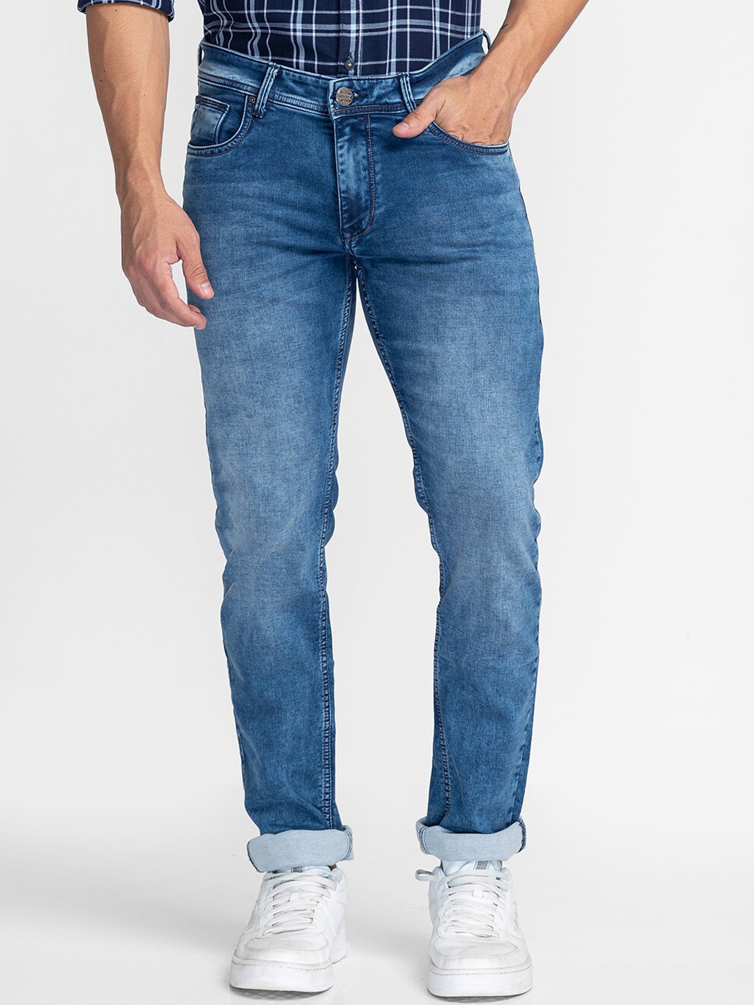 

Oxemberg Men Blue Lean Slim Fit Low Distress Light Fade Jeans