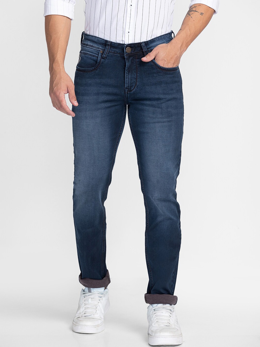 

Oxemberg Men Blue Lean Slim Fit Light Fade Jeans