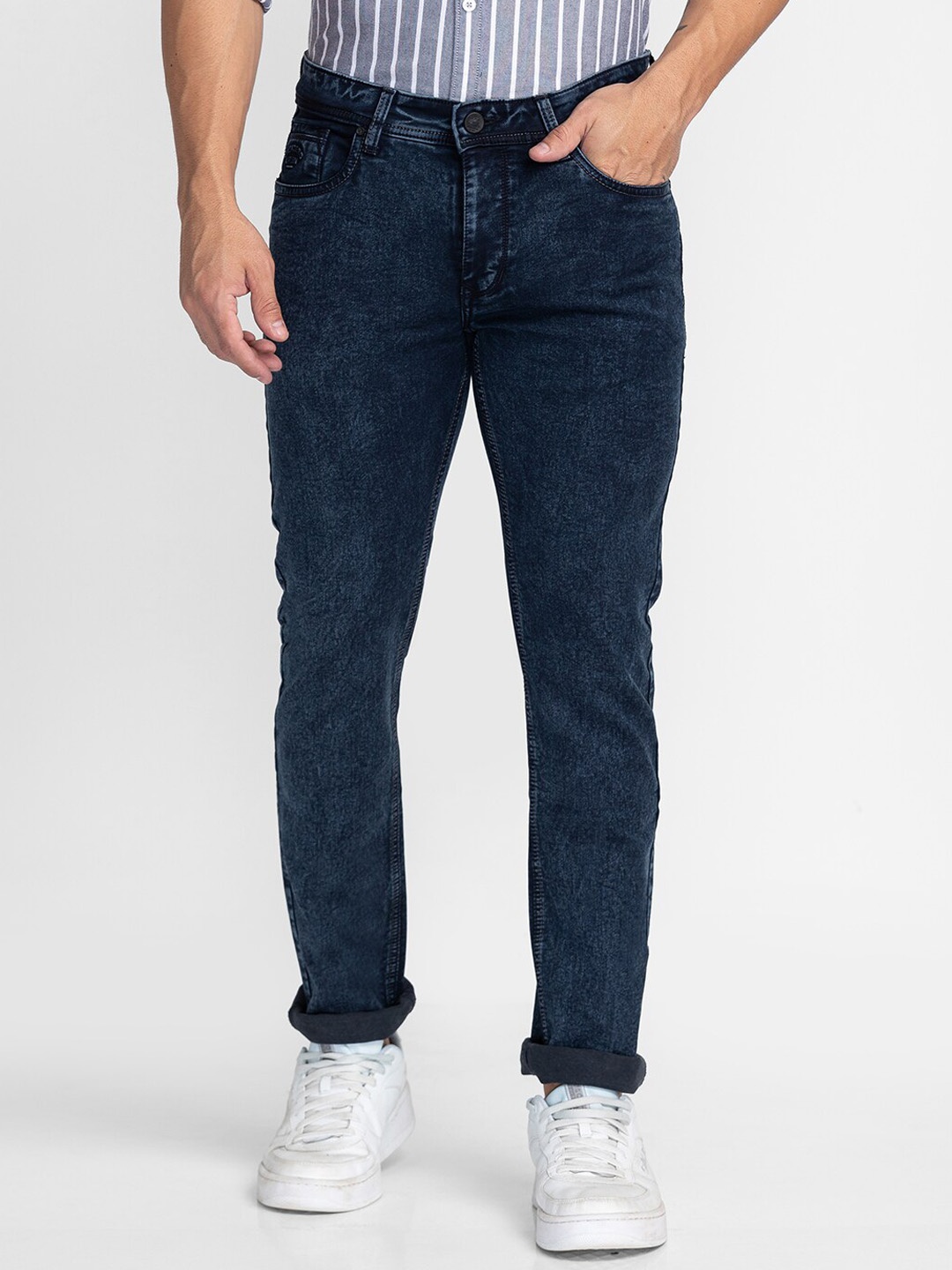 

Oxemberg Men Blue Lean Slim Fit Light Fade Jeans