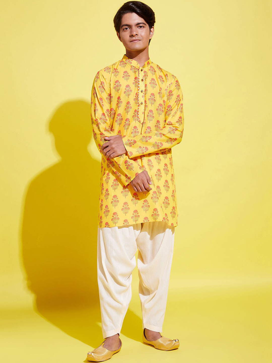 

VASTRAMAY Boys Mustard Yellow Floral Printed Kurta with Patiala