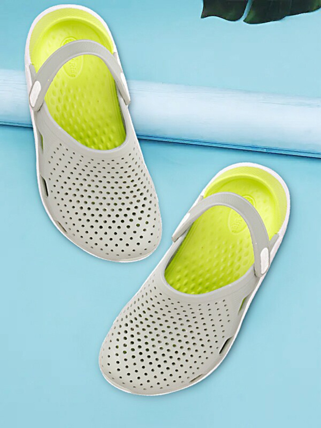 

KRAASA Men Grey Perforations Clogs