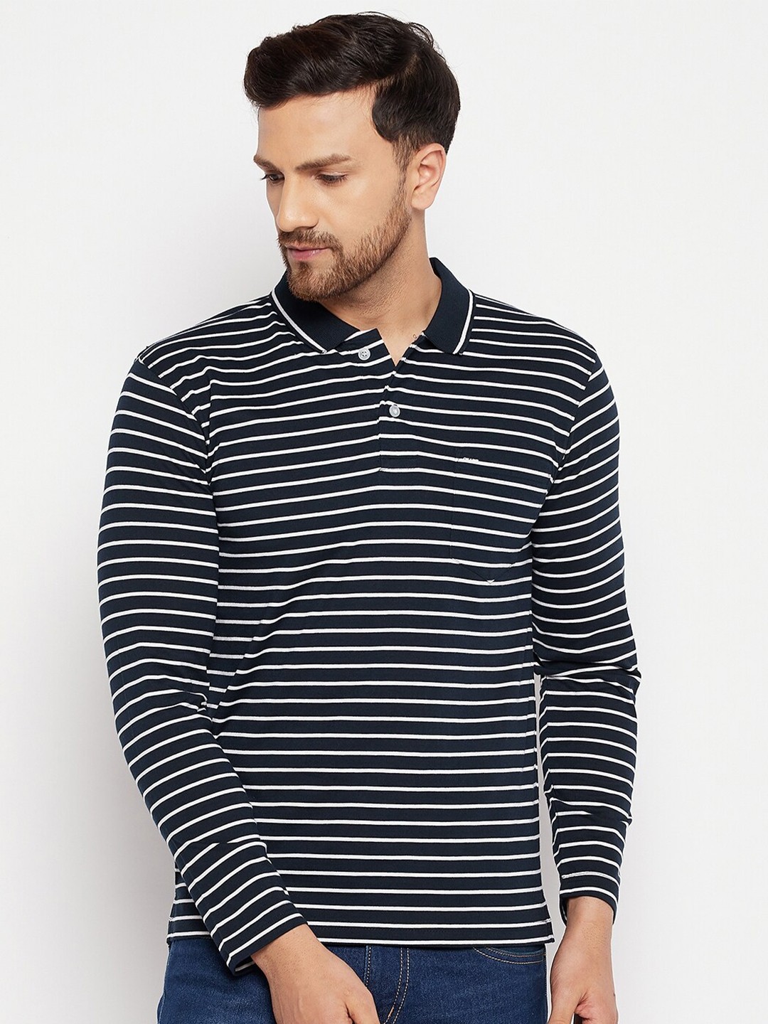 

Okane Men Navy Blue & Off White Striped Polo Collar T-shirt