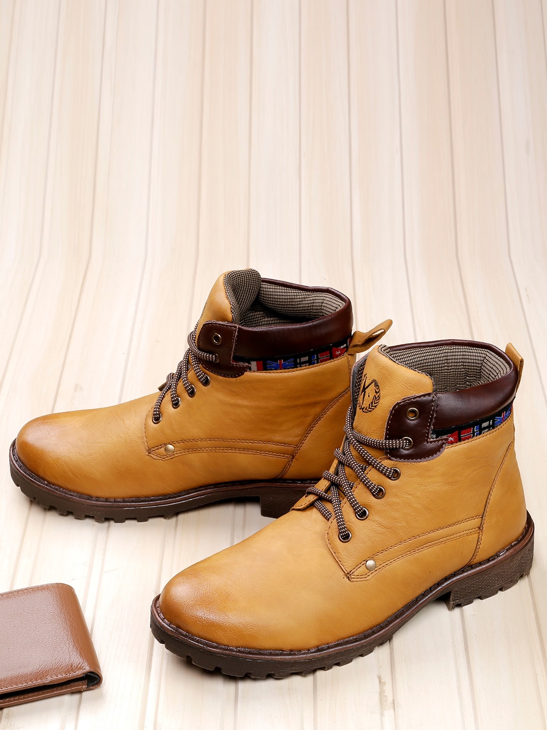 

KRAASA Men Tan Solid Boots