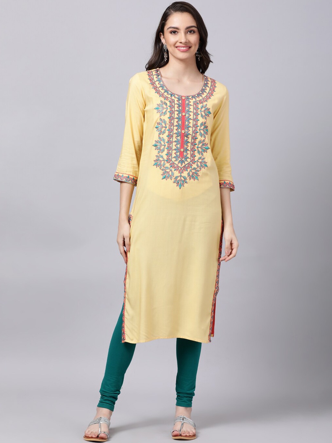 

Souchii Women Cream-Coloured Ethnic Motifs Embroidered Kurta